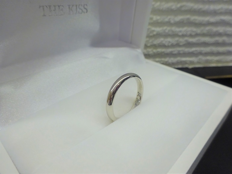 和歌山県和歌山市 大好きな隠れミッキーが可愛い、ディズニーコレクション結婚指輪をご成約のお客様です。