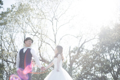 南大阪で人気のフォトウェディングスポット蜻蛉池公園