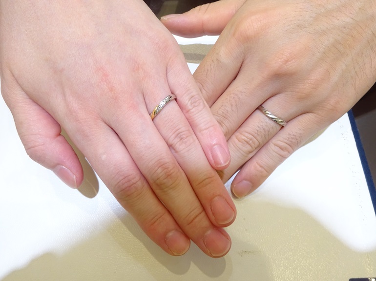 和歌山県橋本市 お互いが気に入ったプリンセス、美女と野獣とラプンツェルの結婚指輪をご成約のお客様です。