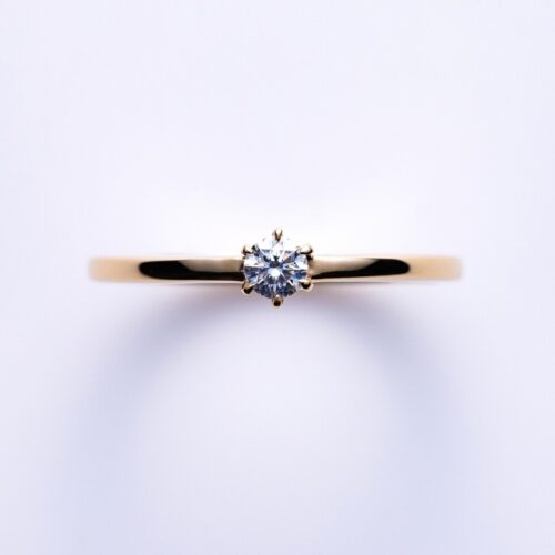 10万円で揃う婚約指輪　ゴールド