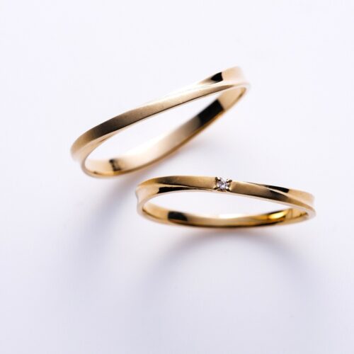 ペアで10万円　ゴールド　結婚指輪　心斎橋