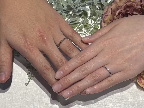 【札幌市】Ice Blue DIAMOND(アイスブルーダイヤモンド)の結婚指輪をご成約頂きました。