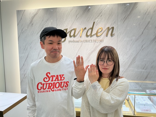 【大阪府・松原市】Tomo meの結婚指輪をペアでご成約いただきました。