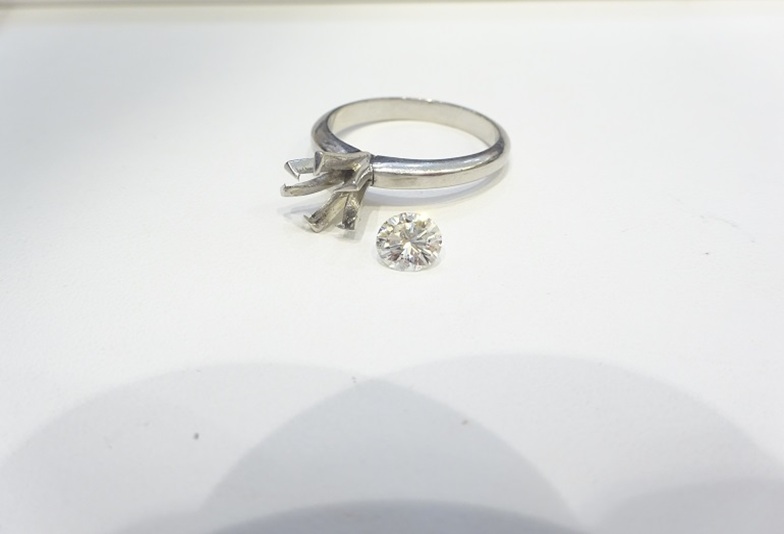 四条烏丸のセレクトショップのgarden京都本店で婚約指輪をリフォーム！親から受け継ぐダイヤで理想のプロポーズ