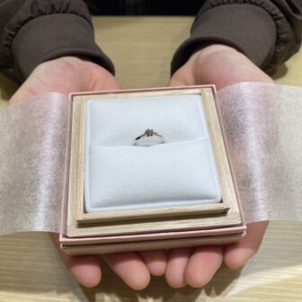 兵庫県加東市からご来店「Little garden」の婚約指輪をご成約頂きました