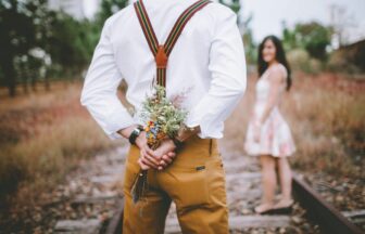 滋賀 婚約ネックレスでもあり？なし？～婚約指輪だけじゃない気持ちを贈るプロポーズ！