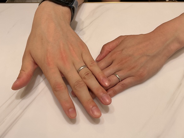 【大阪府・東大阪市】PilotBridalの結婚指輪をペアでご成約いただきました。