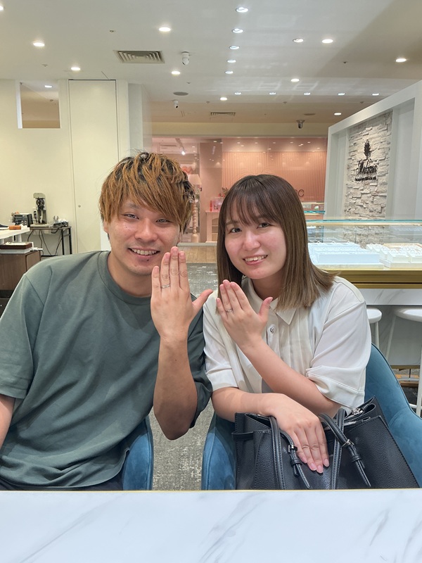 【大阪府・摂津市】FISCHERの結婚指輪をペアでご成約いただきました。