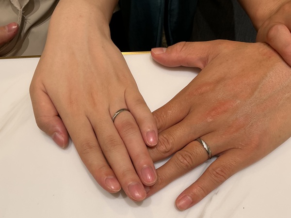 【大阪府・藤井寺市】FISCHERの結婚指輪をペアでご成約いただきました。