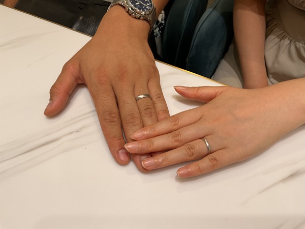 【大阪府・高槻市】IDEAL Plusfortの結婚指輪をペアでご成約いただきました。