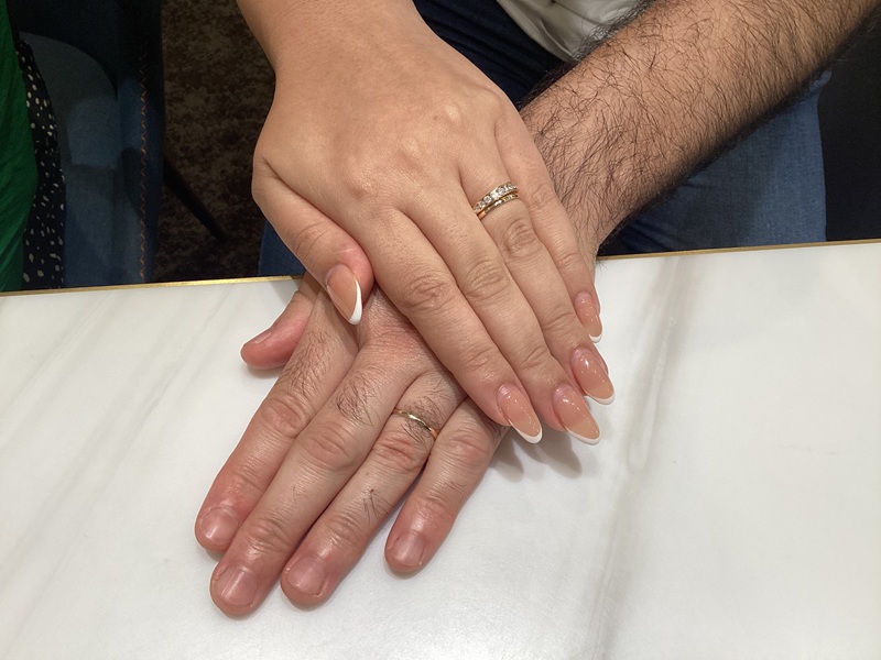 大阪府茨木市からご来店　Lueur（リュール）の結婚指輪をご成約いただいたお客様です