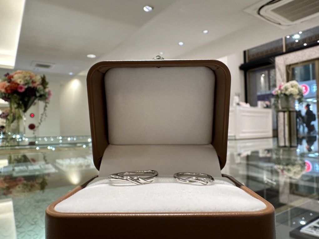 姫路市・たつの市からご来店「L’amuleto」の結婚指輪をご成約いただきました