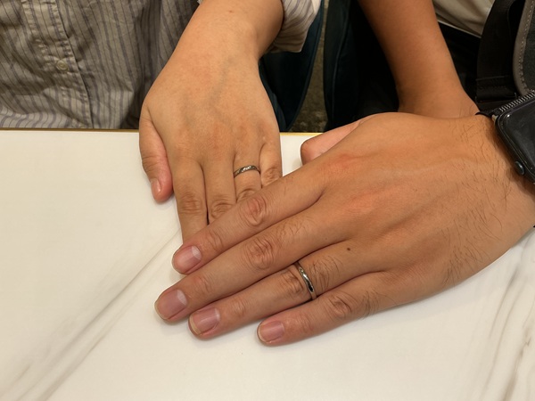 【奈良県・生駒市】FISCHERの結婚指輪をペアでご成約いただきました。